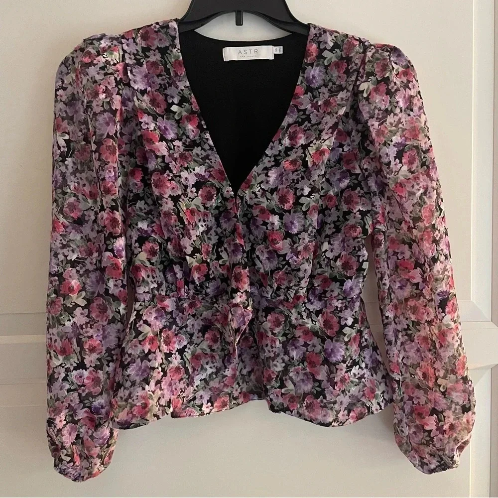 ASTR The Label Floral Wrap Top 30179
